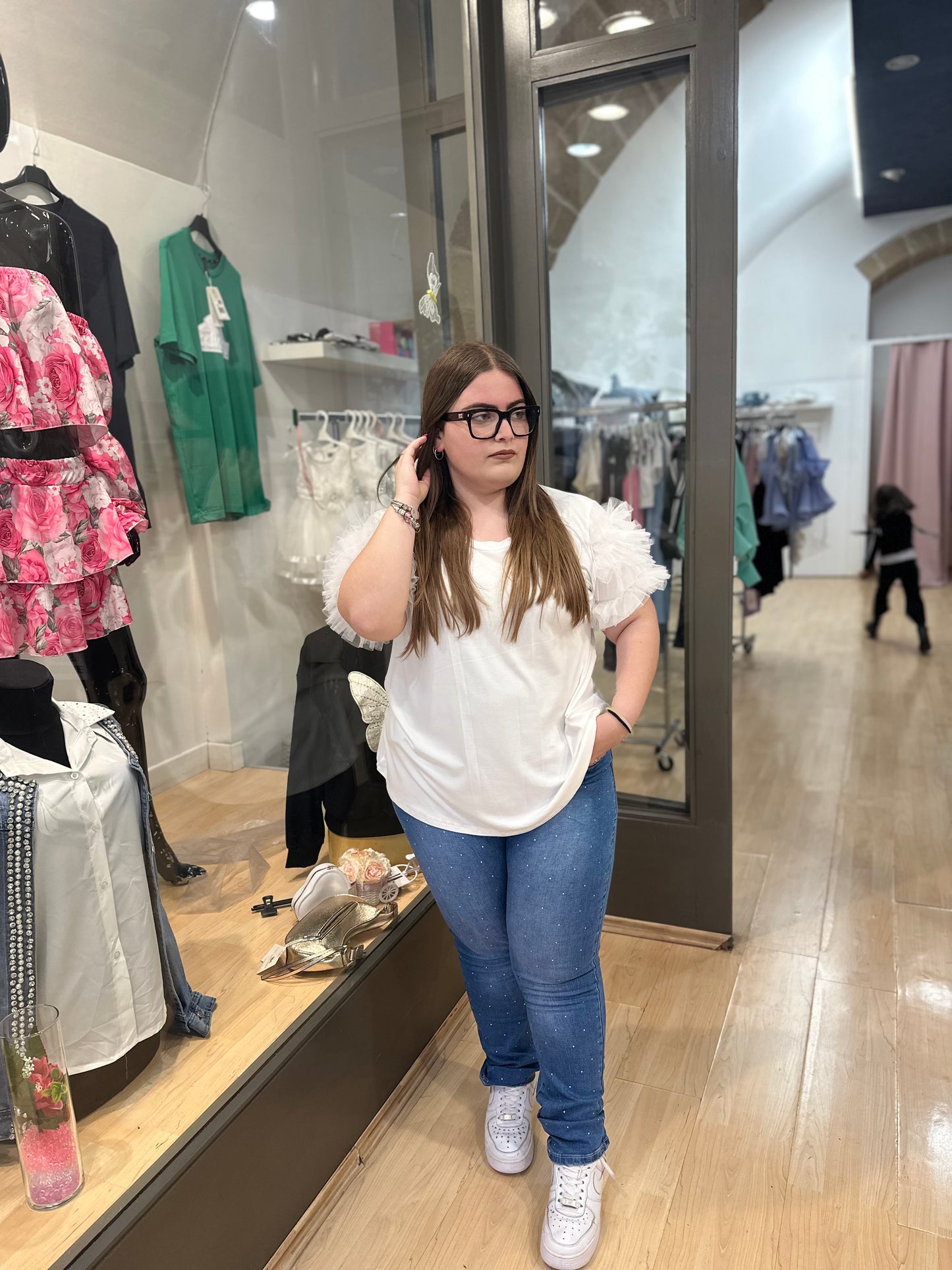 T-shirt con maniche in tulle
