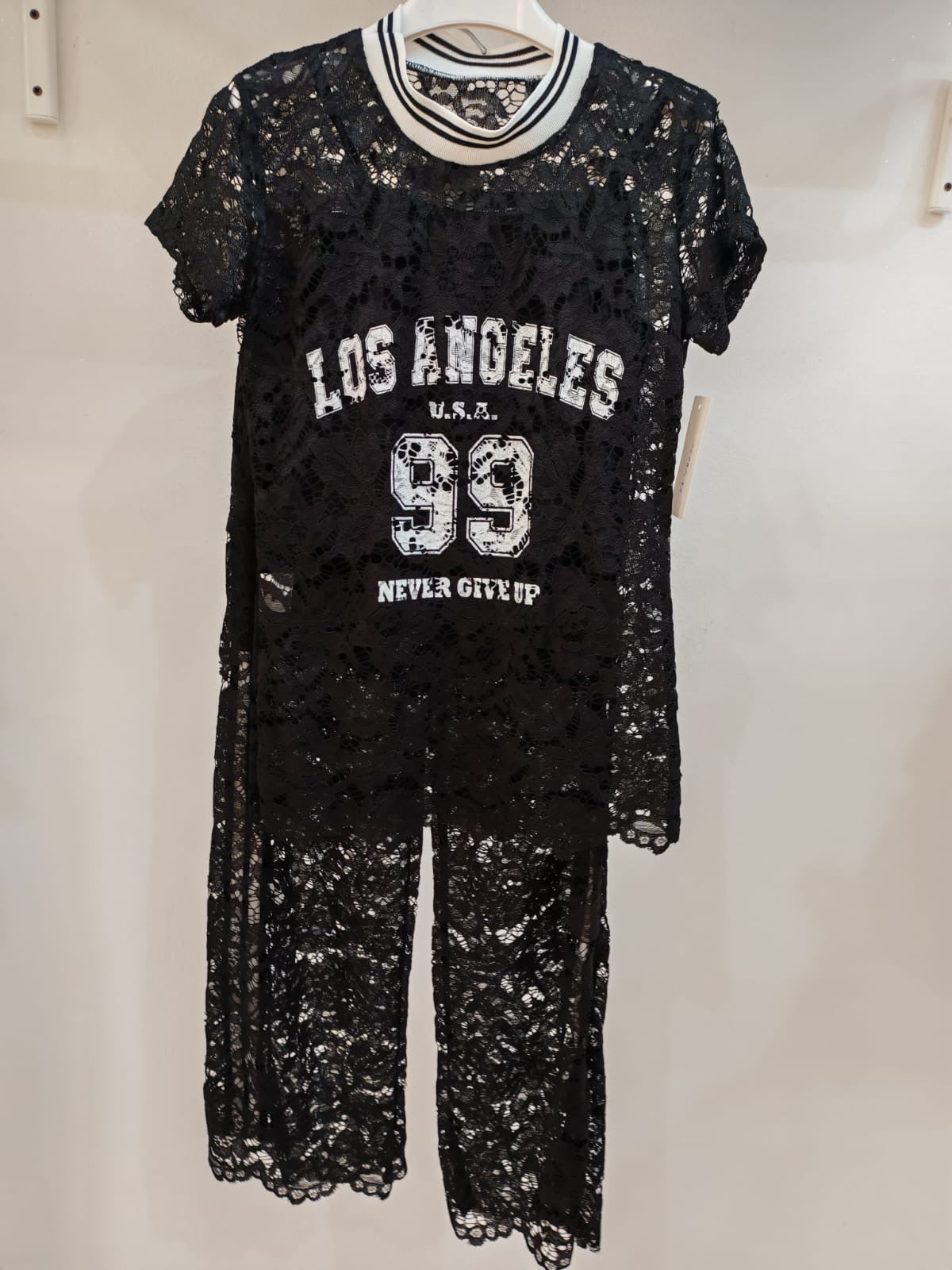 Completo Los Angeles in pizzo