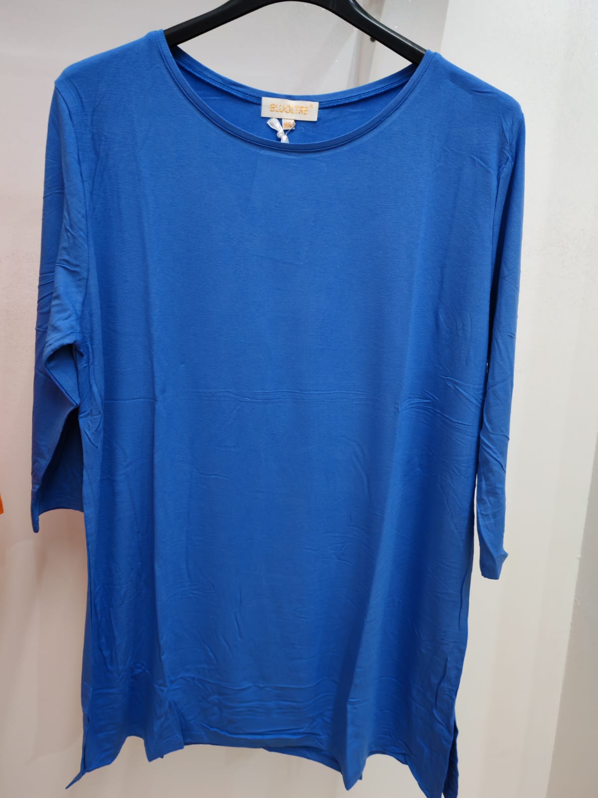 T-shirt con maniche a 3/4