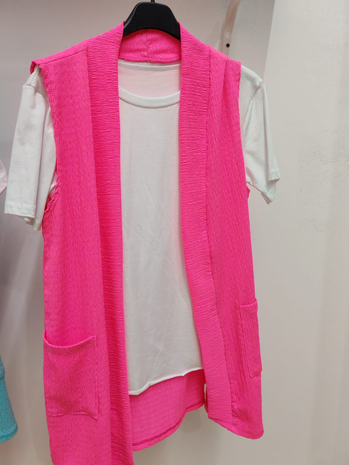 T-shirt con gilet